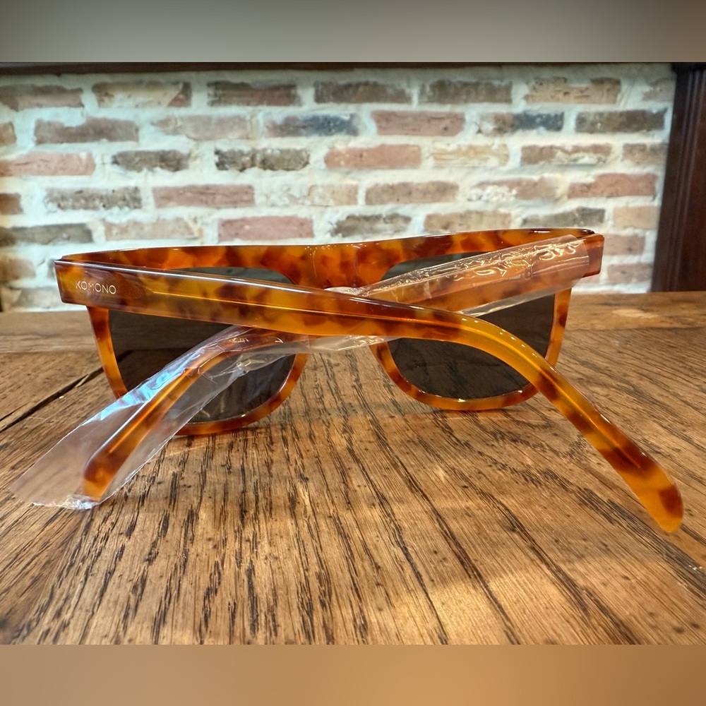 NWOT Komono Bennet Demi in Caramel Unisex Sunglasses - Picture 5 of 9
